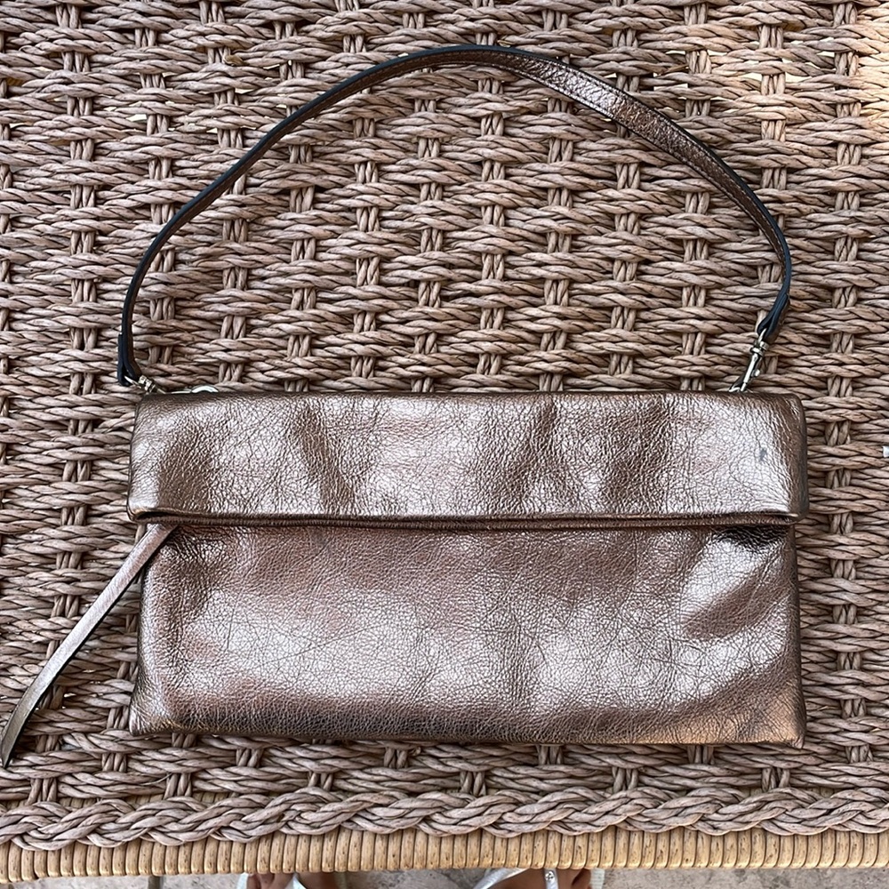 GIANNI CHIARINI | Tan Gold Metallic fold Shoulder Bag